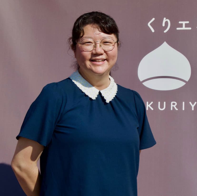 腰本 江里沙のポートレート